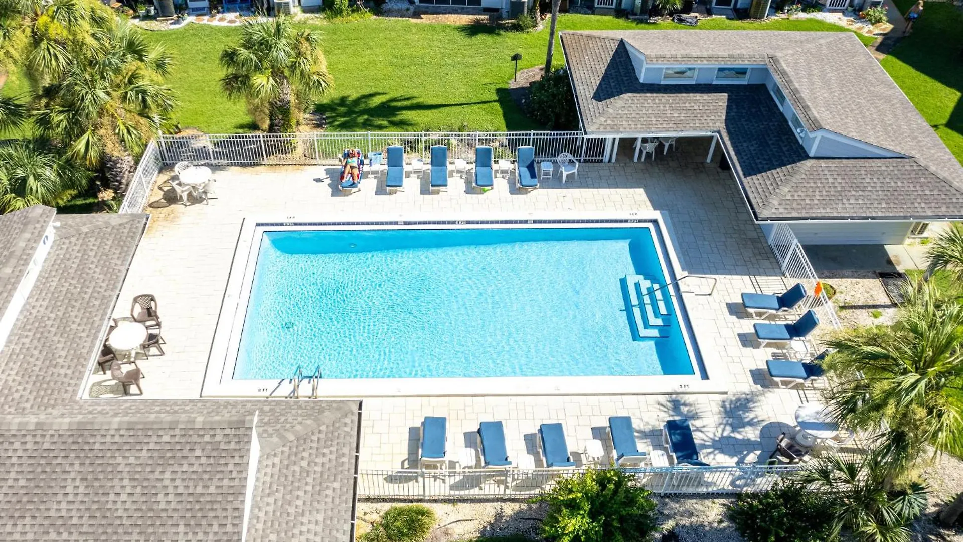 Apartment Sandpiper Cove 8132- By Holiday Isle Properties Destin